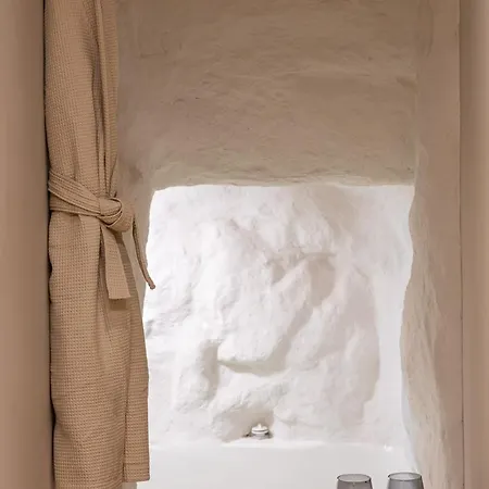 Jacuzzi By Divalproperties-mykonos * Megali Ammos (Mykonos)